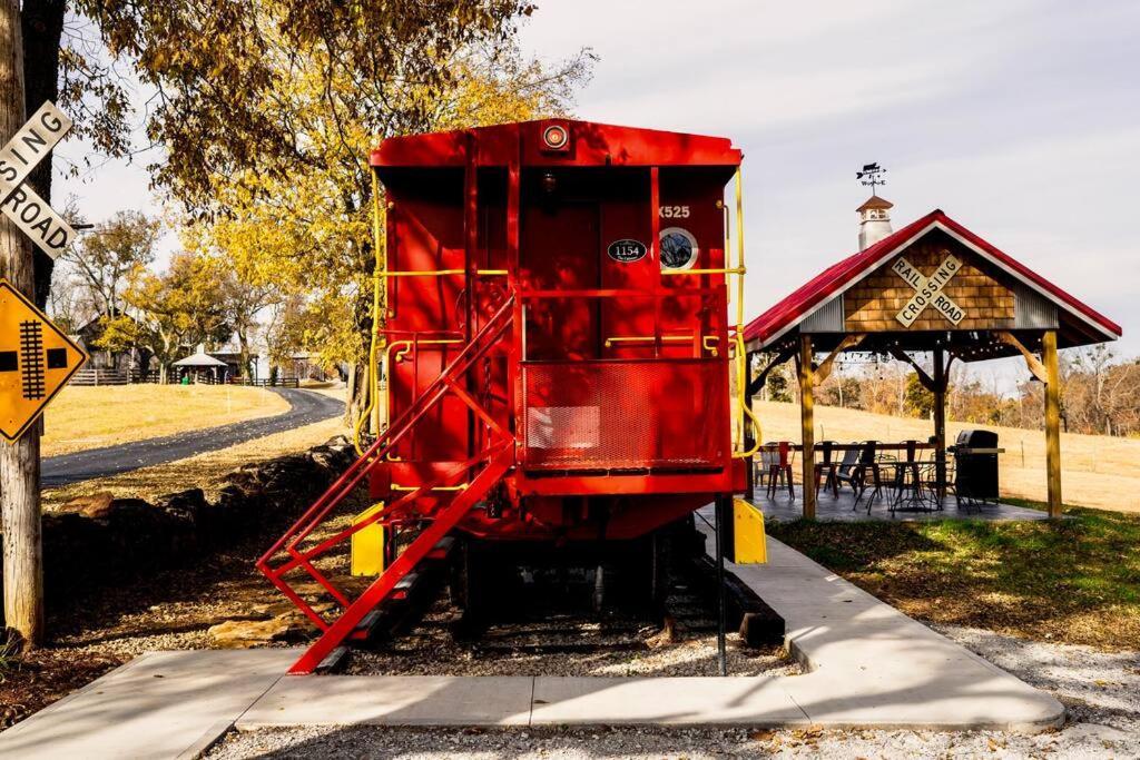 Villa Bourbon Trail: Caboose On The Farm Lawrenceburg Exterior foto